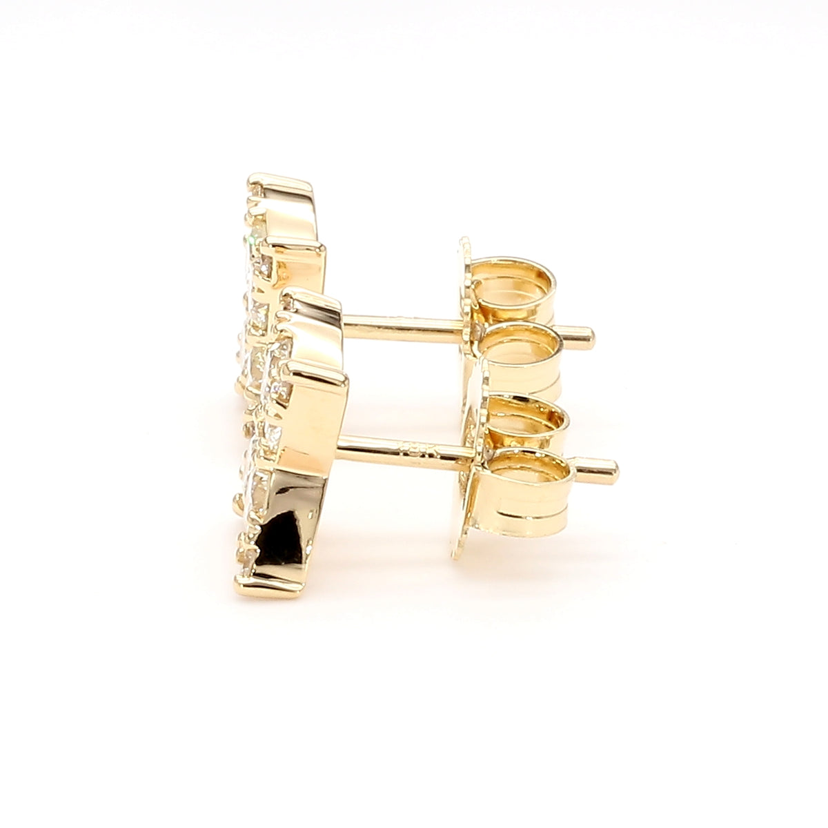Natural White Round Diamond Earring