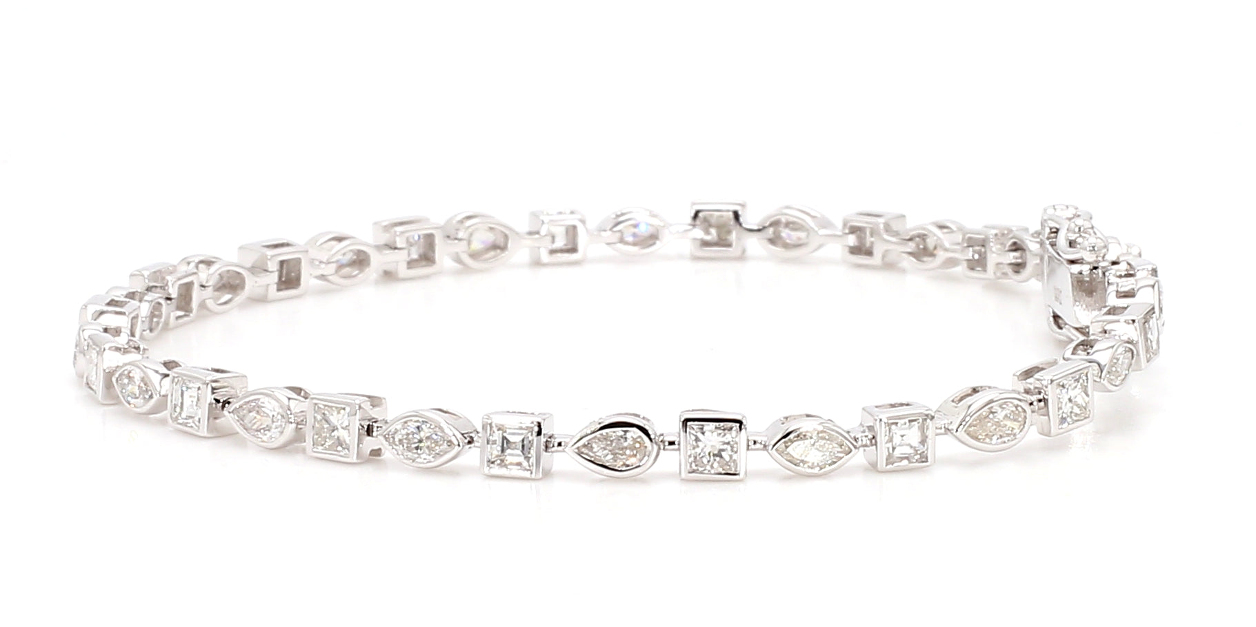 Natural White Mix Diamond Bracelet