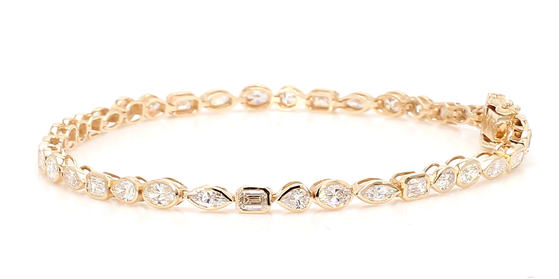Natural White Oval Diamond Bracelet