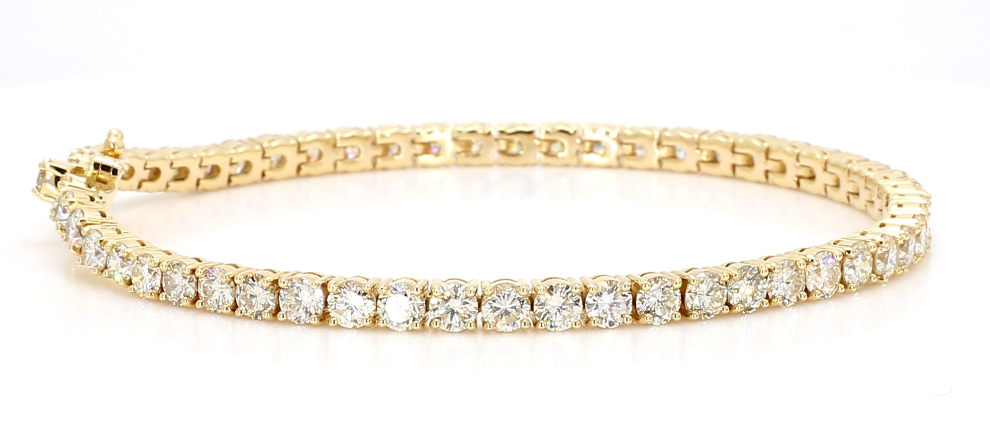 Natural White Round Diamond Bracelet