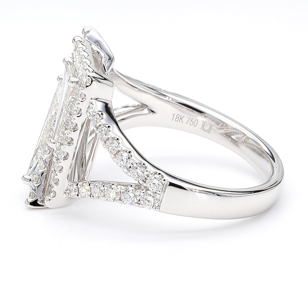 Natural White Kite Diamond Ring | GIA Certified