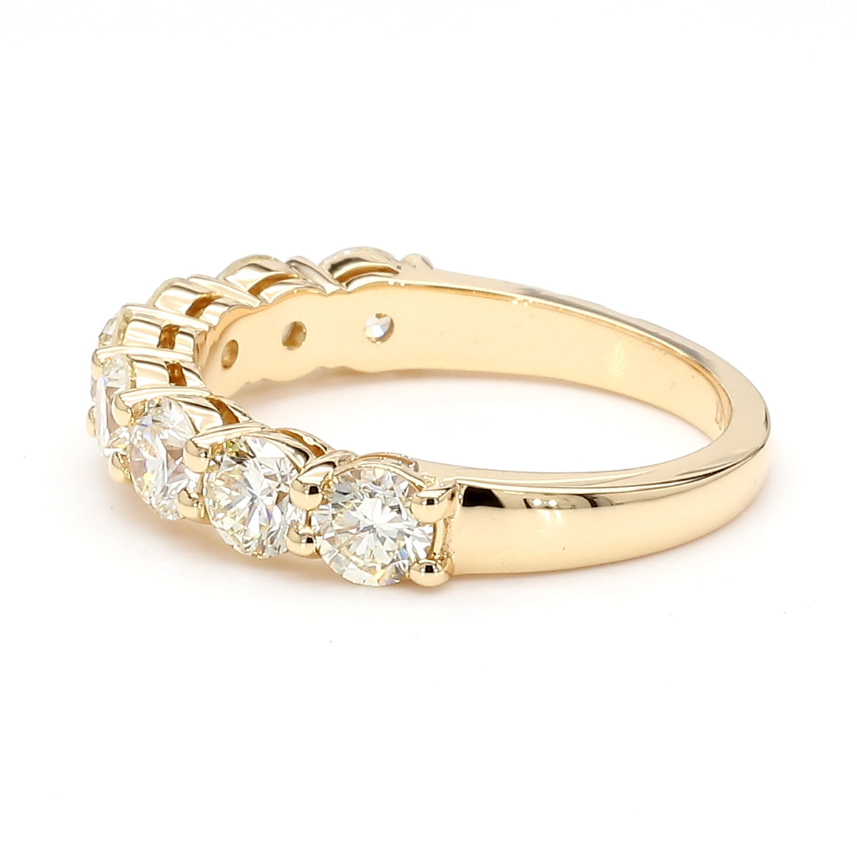 Natural White Round Diamond Ring