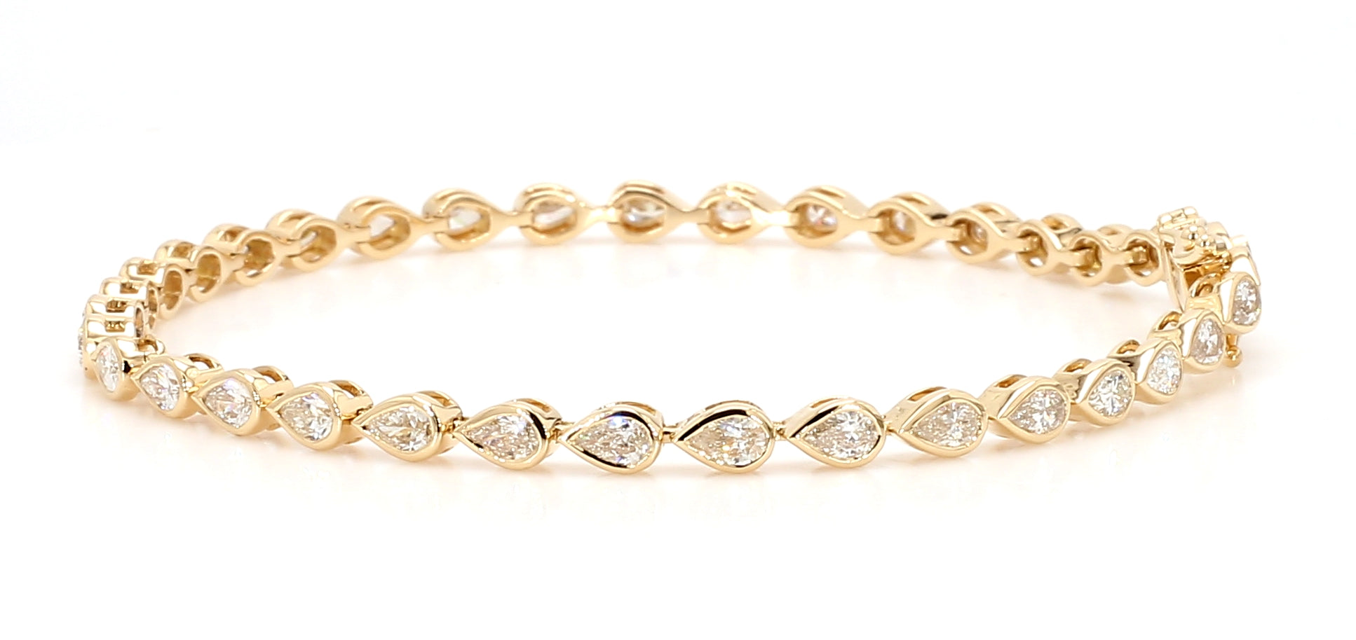 Natural White Pear Diamond Bracelet