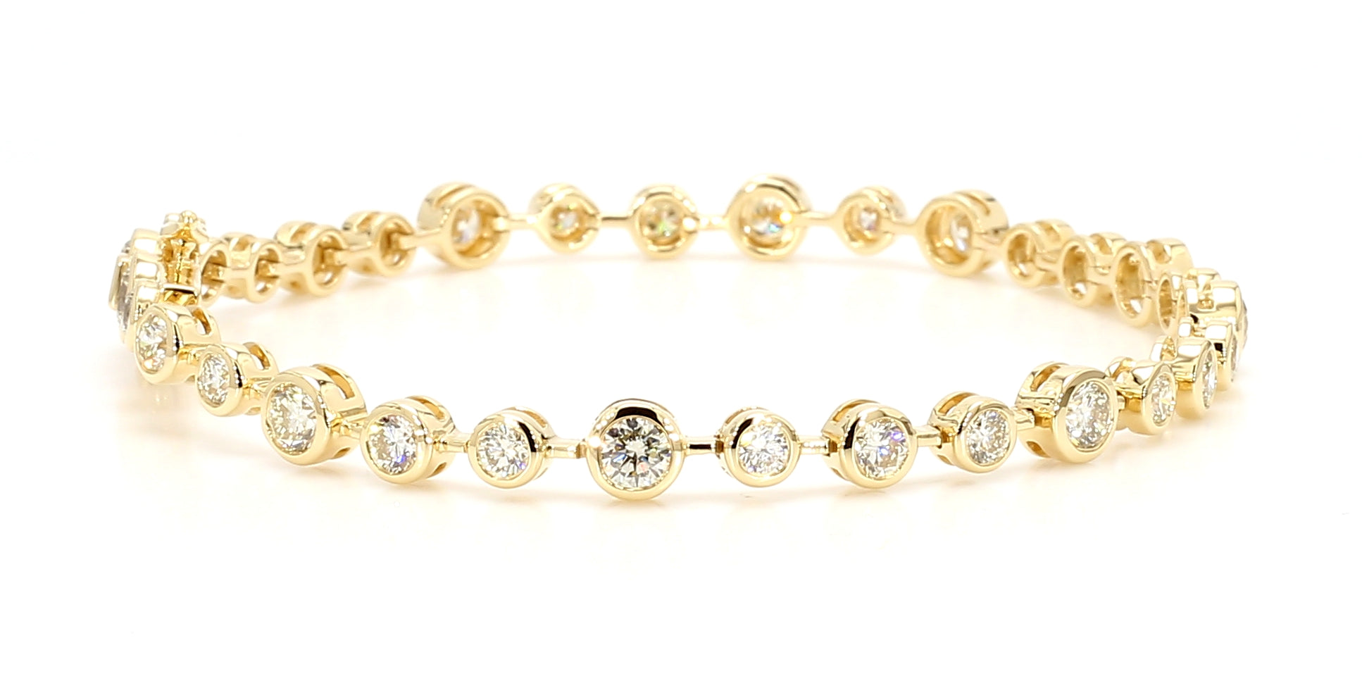 Natural White Round Diamond Bracelet