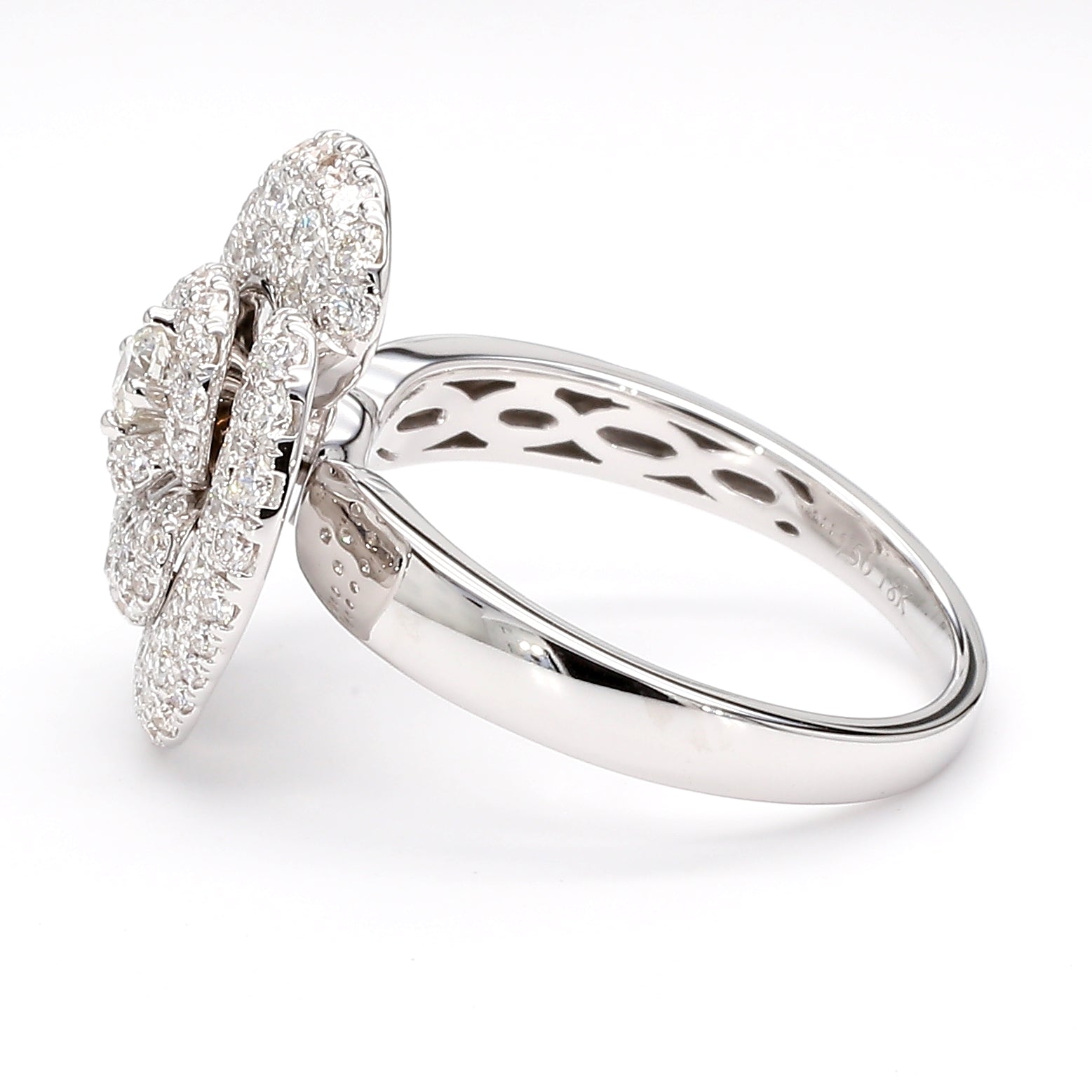 Natural White Round Diamond Ring