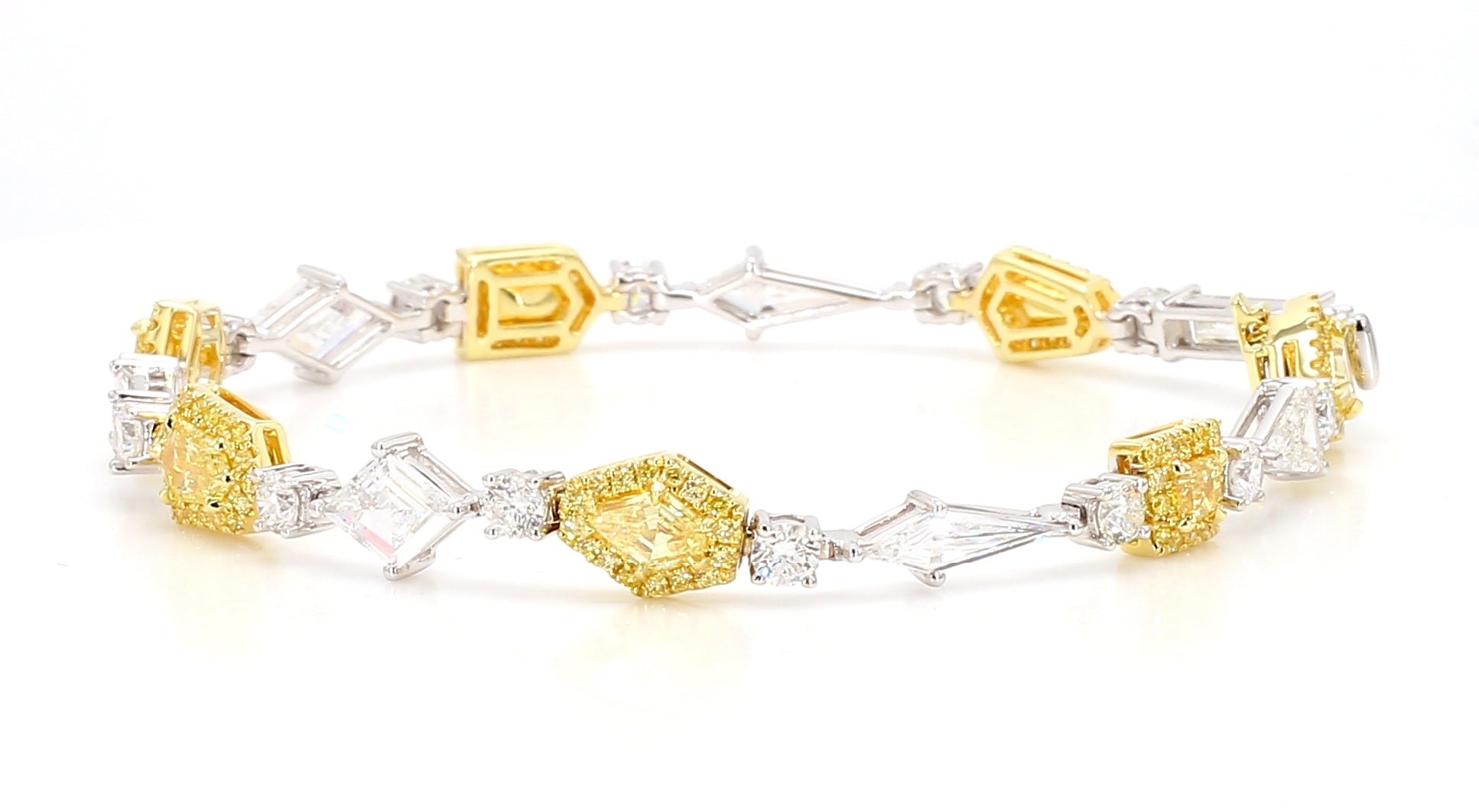 Natural White Diamond Bracelet Gia Certified