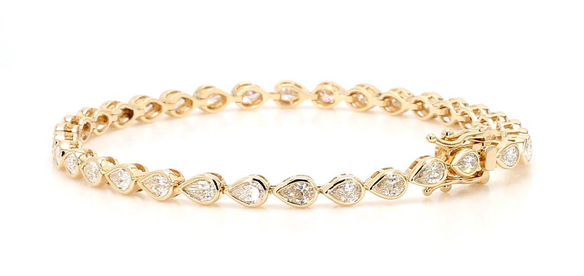 Natural White Pear Diamond Bracelet