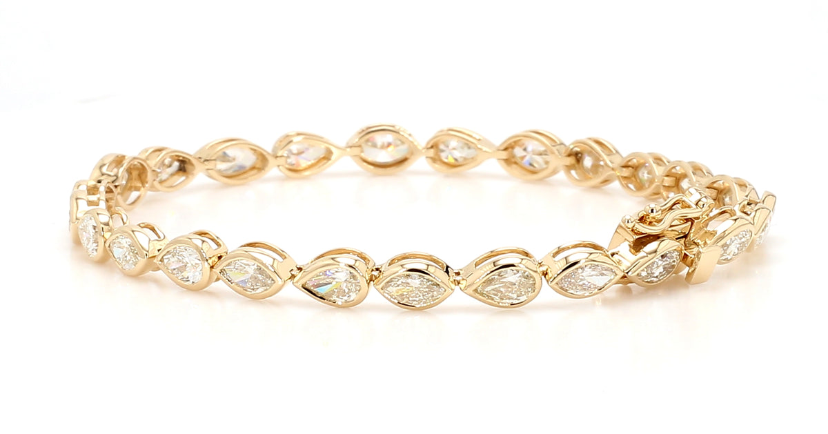 Natural White Pear Diamond Bracelet