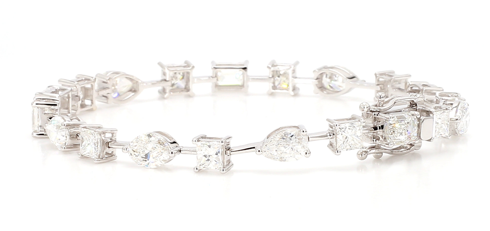 Natural White Princess Diamond Bracelet