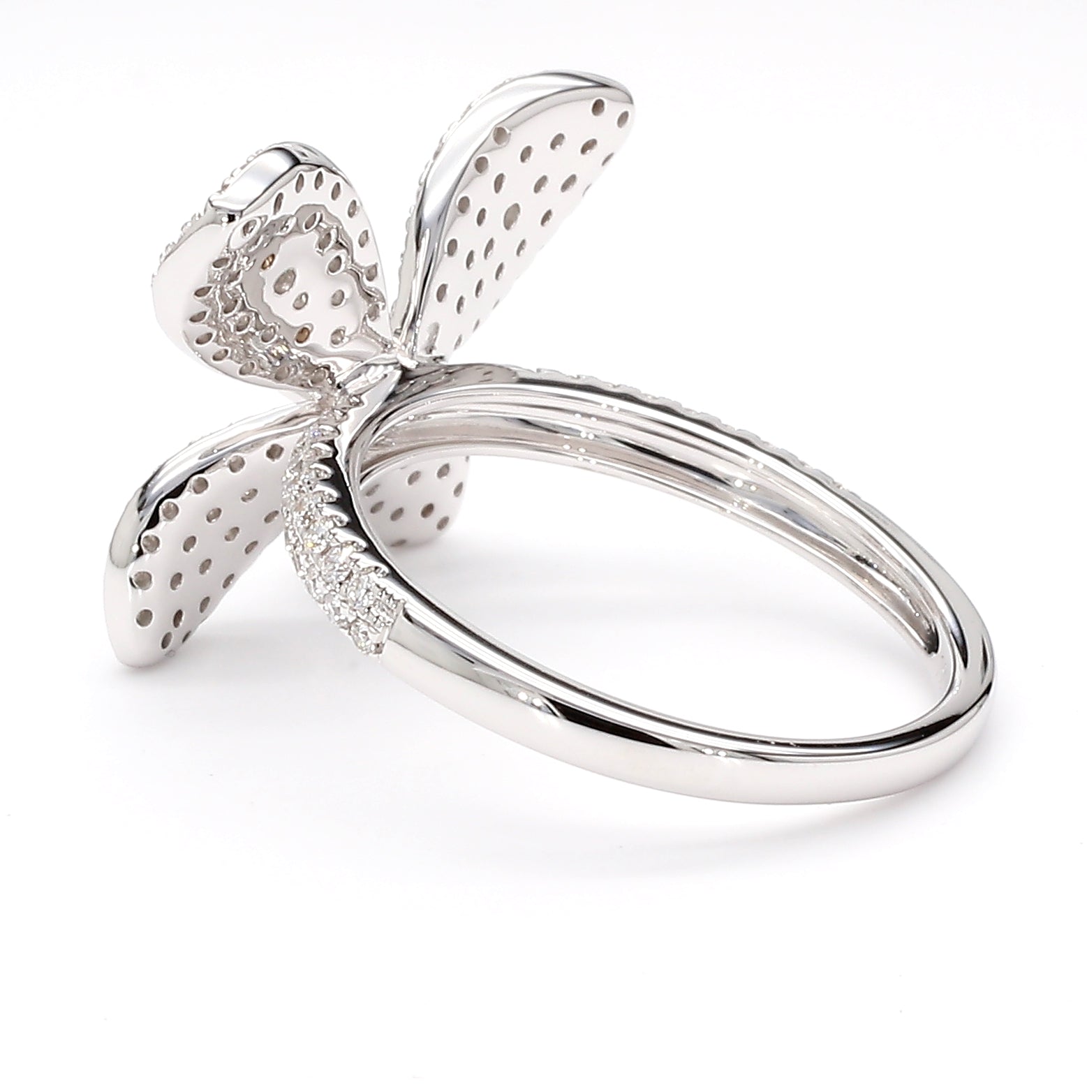 Natural White Round Diamond Ring