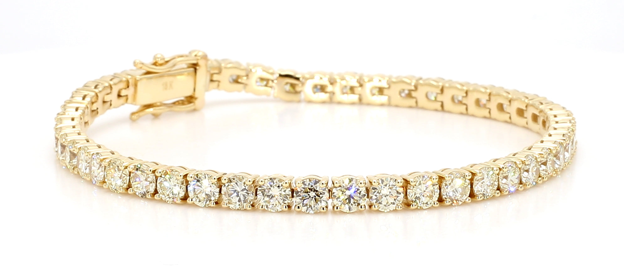 Natural White Round Diamond Bracelet