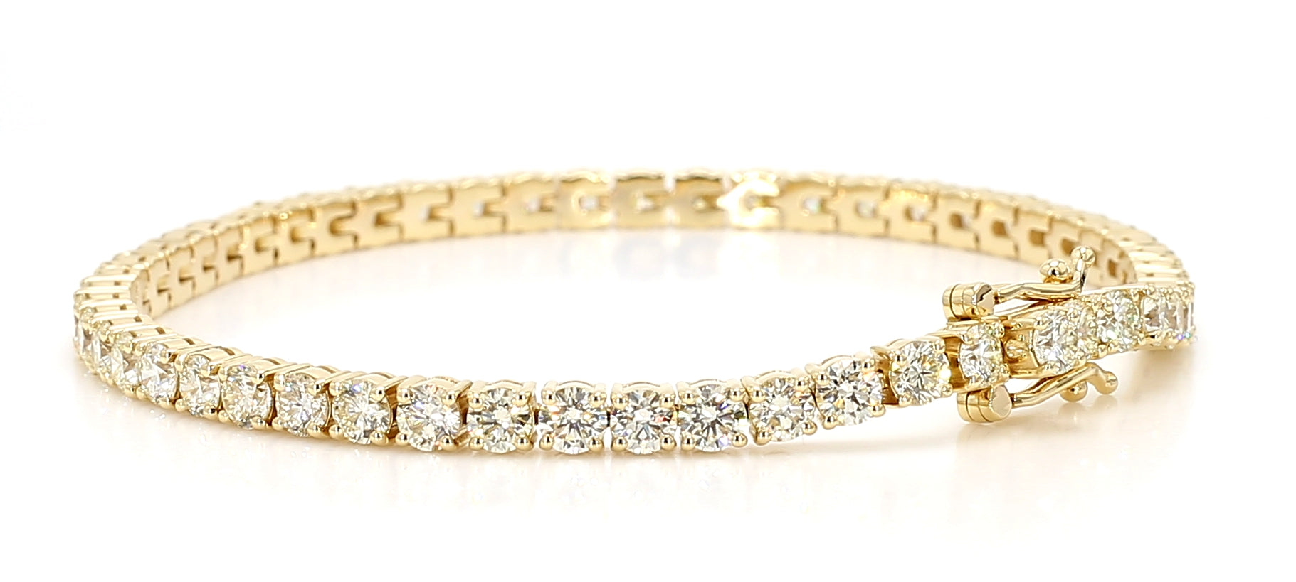 Natural White Round Diamond Bracelet