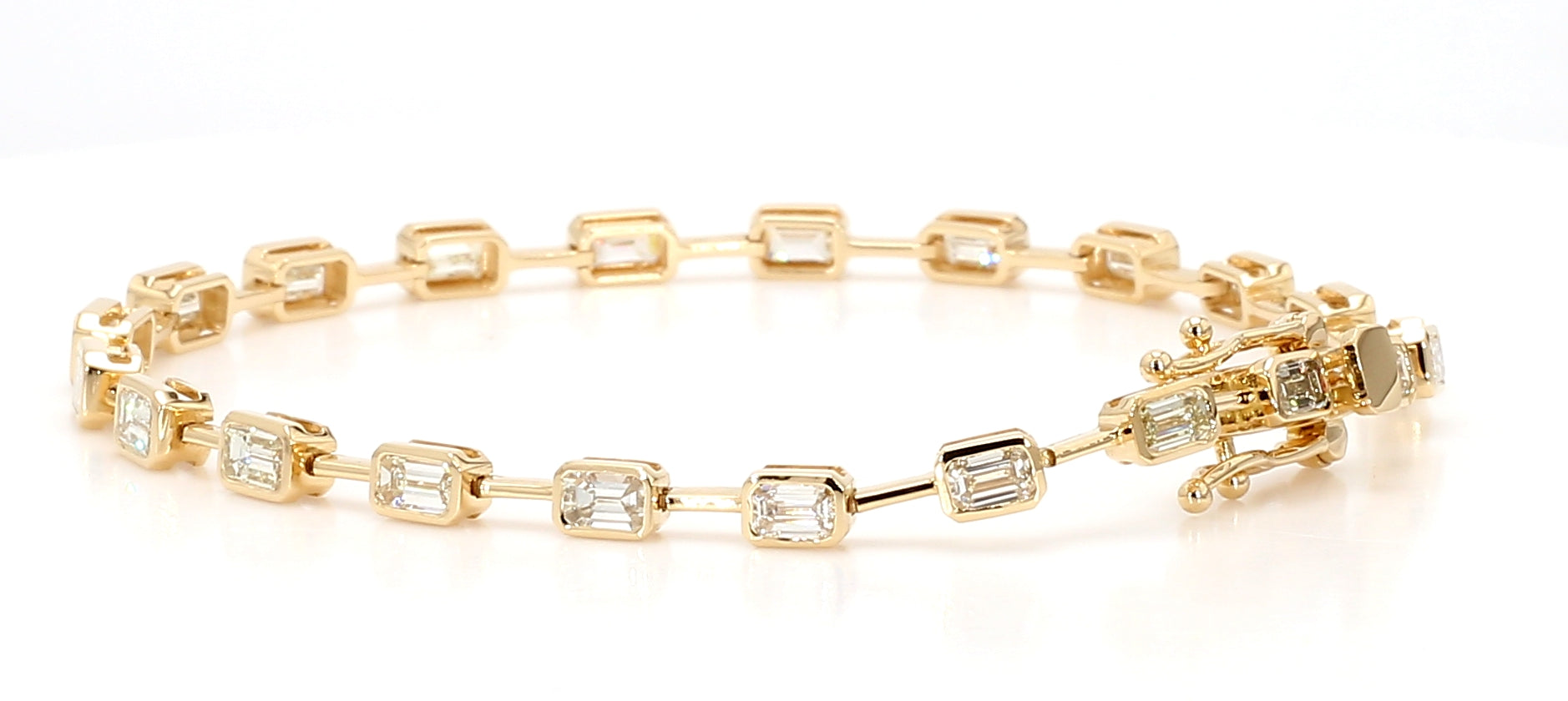 Natural White Emerald Diamond Bracelet