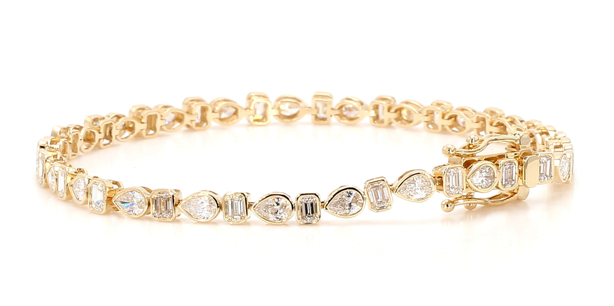 Natural White Pear Diamond Bracelet