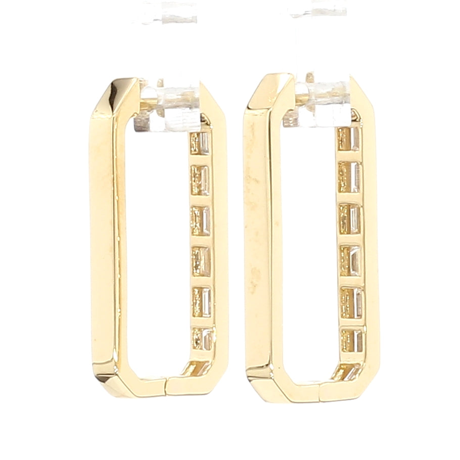 Natural White Baguette Diamond EARRING