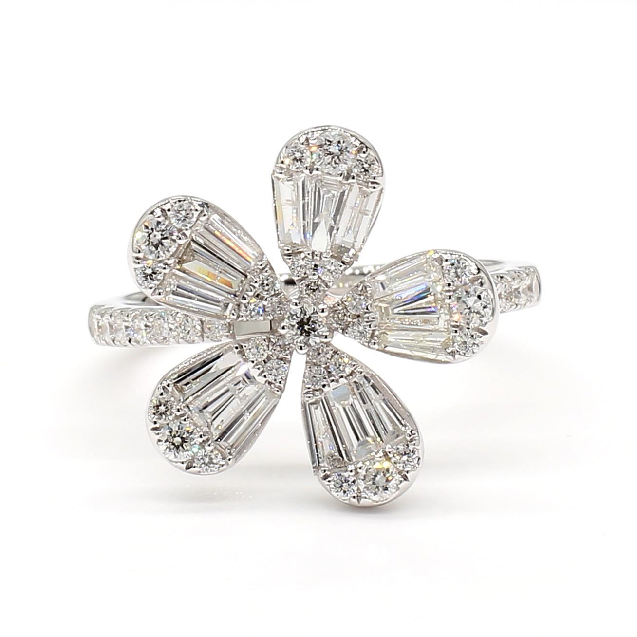 Natural Trapezoid Diamond Flower Ring product image 3
