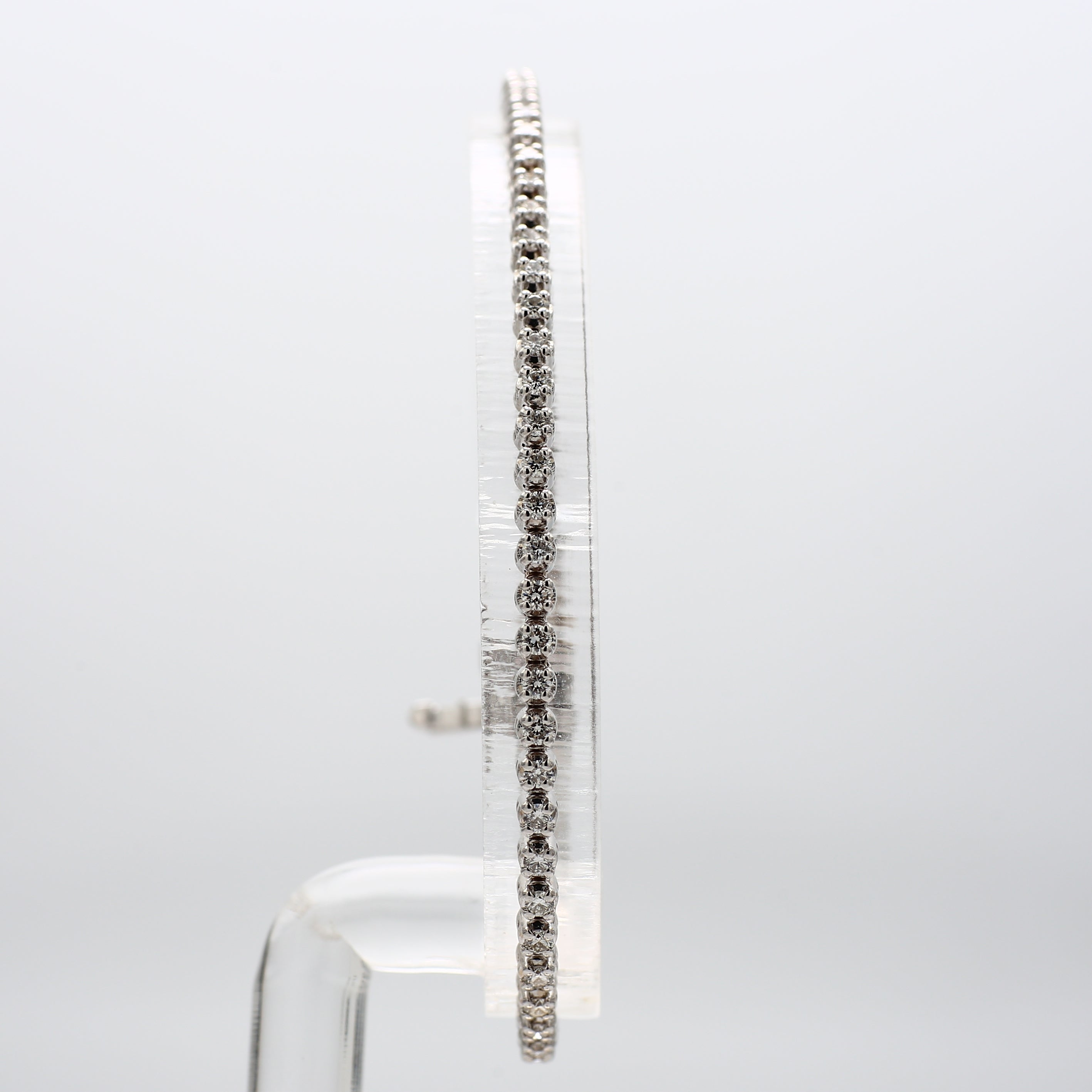 Natural White Round Diamond Bracelet