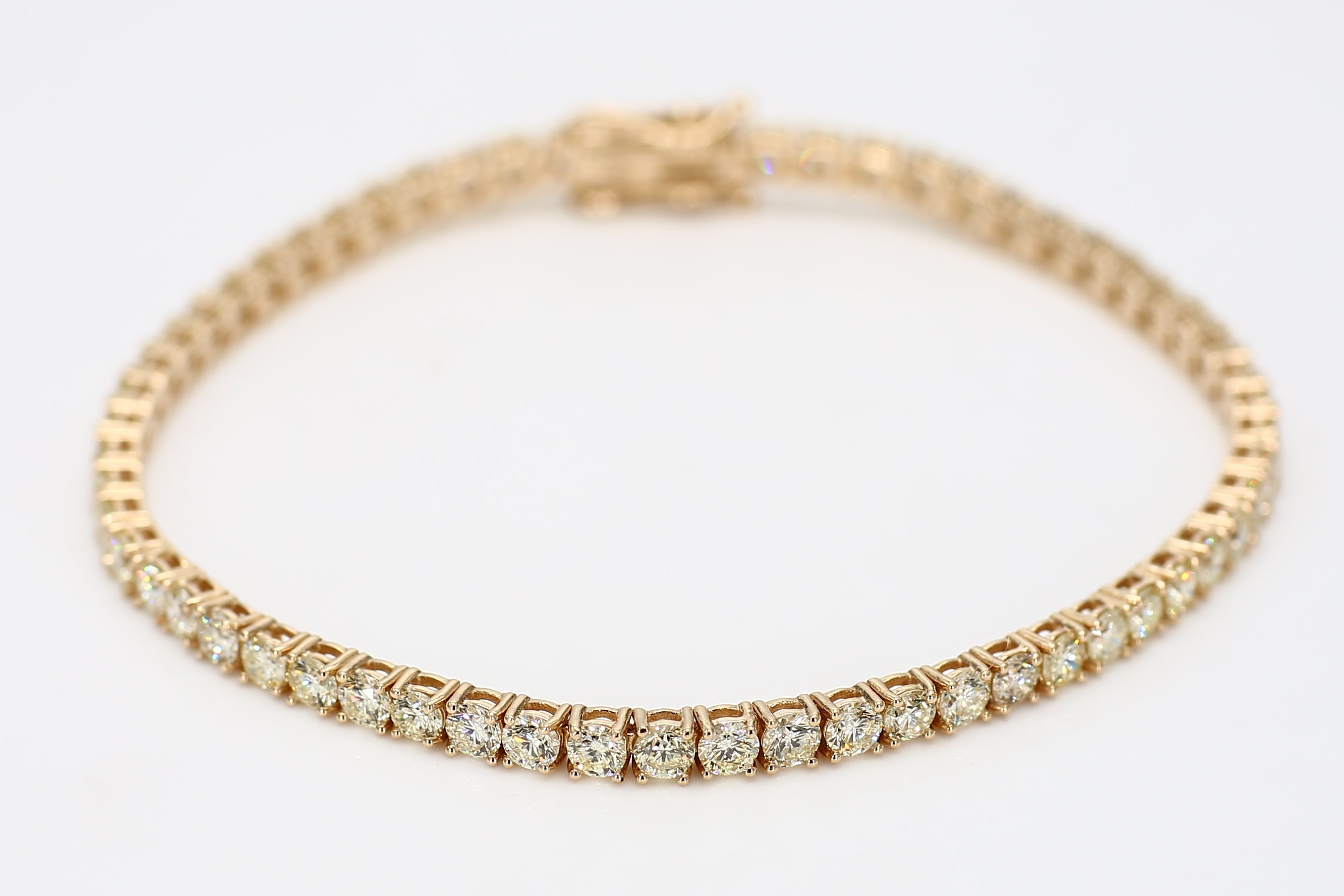 Natural White Round Diamond Bracelet